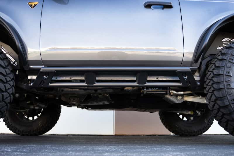 DV8 Offroad — DV8 Offroad 21-23 Ford Bronco FS-15 Series 2-Door Rock Sliders - view 4