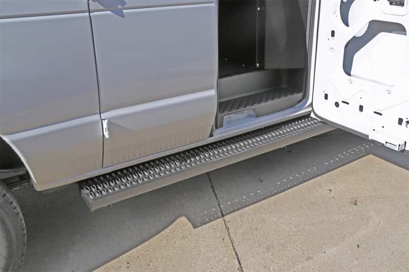 Dee Zee — Dee Zee Universal Running Board Rough Step (36In Steel) - view 9