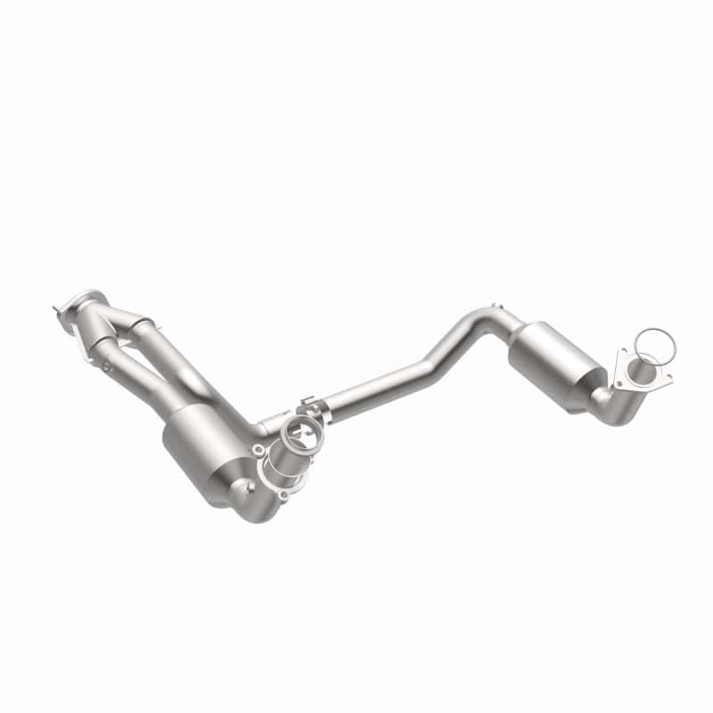 Magnaflow — MagnaFlow Conv Direct Fit OEM 2005 GMC Sierra/Chevrolet Silverado 1500/Cadillac Escalade Underbody
California - view 23