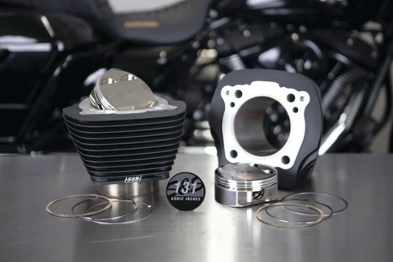 S&S Cycle — S&S Cycle 2007+ BT 4.250in Bore 4.840in - Wrinkle Black w/o Highlight - view 3