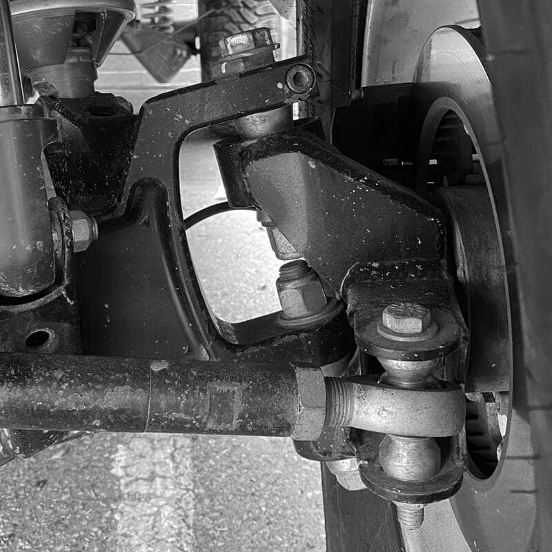 Camburg — Camburg Ford F-150 2wd 87-96 I-beam Race Spindle & 2.25 Front Hub Upgrade Kit
Spindle Kit - view 4