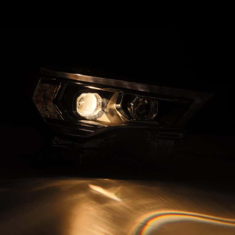 AlphaRex — AlphaRex 14-22 Toyota 4Runner PRO-Series Projector Headlights Black w/Seq. Sig. + DRL
Projector Headlights - view 5