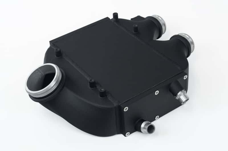 CSF — CSF 2014+ BMW M3/M4 (F8X) Top Mount Charge-Air-Cooler - Crinkle Black
CSF FI Air Cooler - view 2