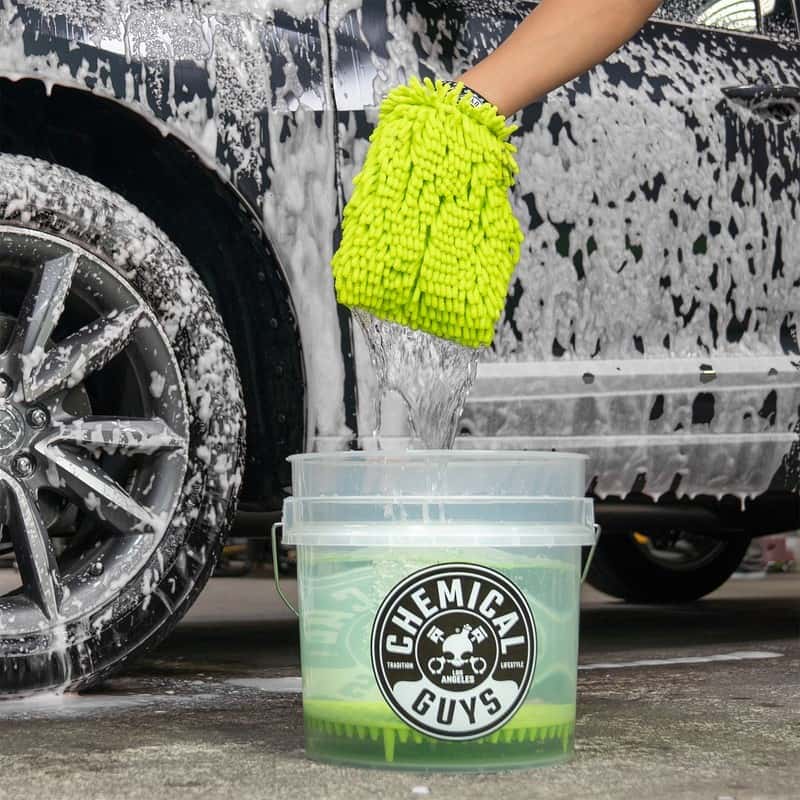 Chemical Guys — Chemical Guys Heavy Duty Ultra Clear Detailing Bucket - view 3