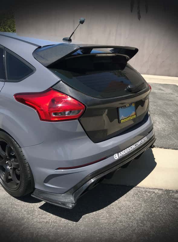 Seibon — Seibon 15-16 Ford Focus Hatchback Carbon Fiber Trunk Lid - view 17