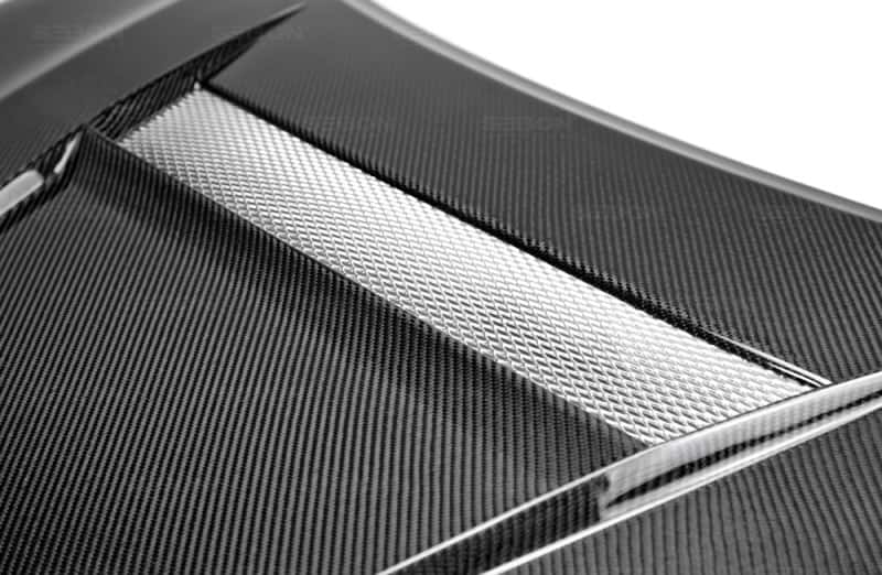 Seibon — Seibon 14-15 Honda Civic 2dr VSII-Style Carbon Fiber Hood - view 3
