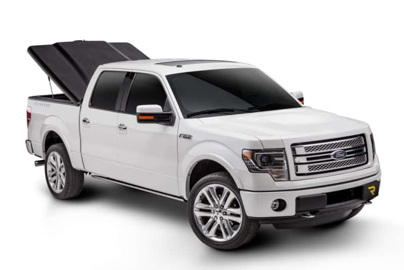 Undercover — UnderCover 2021 Ford F-150 Ext/Crew Cab 6.5ft Elite Bed Cover - Black Textured - view 13