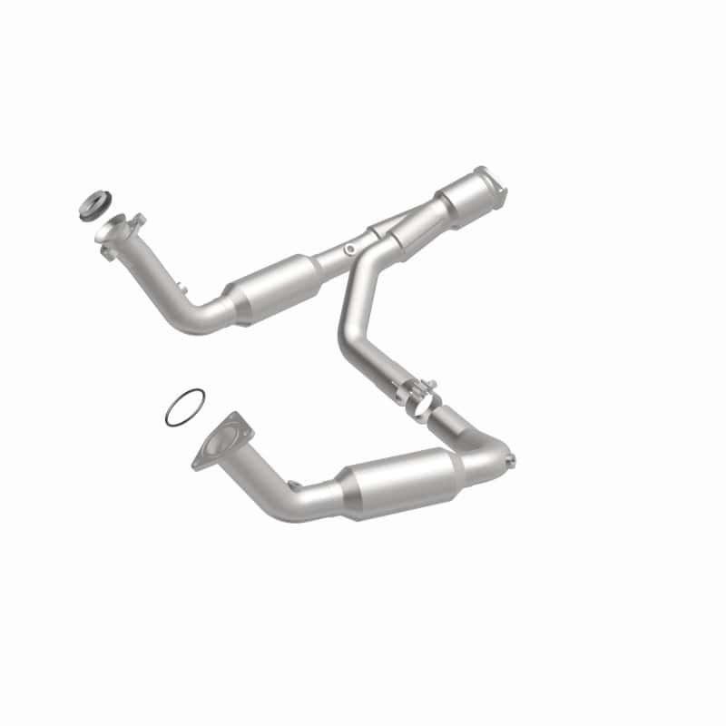 Magnaflow — MagnaFlow Conv Direct Fit 07-09 Chevy Trailblazer SS 6.0L V8
California - view 9