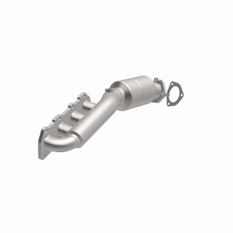 Magnaflow — Magnaflow Conv DF 02-04 Volkswagen Passat 4.0L
California - view 27
