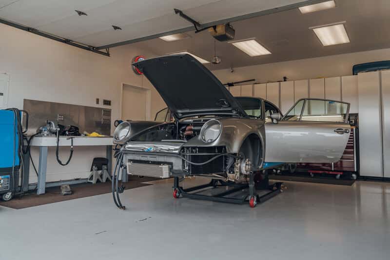CSF — CSF Universal Dual-Pass Oil Cooler - M22 x 1.5 Connections 22x4.75x2.16
CSF Oil Cooler - view 8