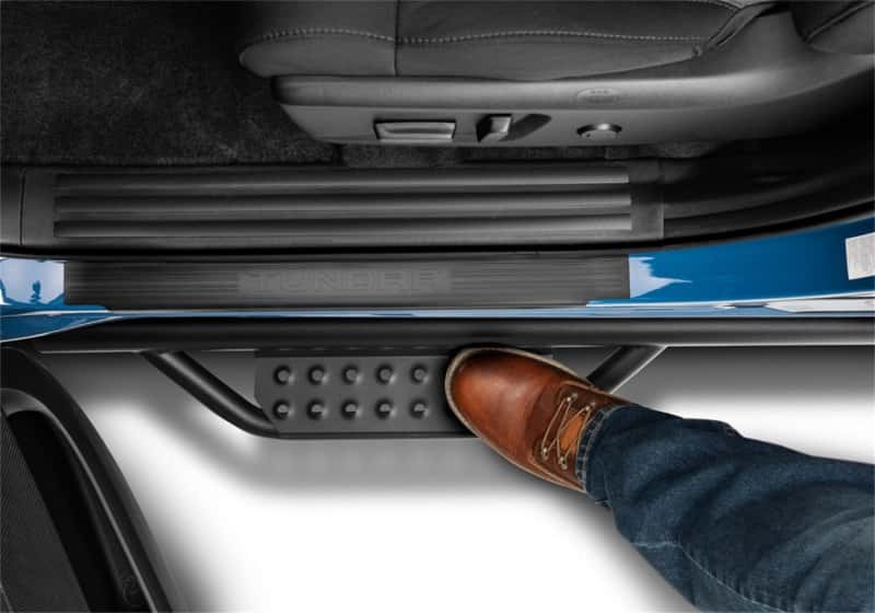 N-Fab — N-Fab RS Nerf Step 15-19 GMC/Chevy Canyon/Colorado Crew Cab 5ft Short Bed - Cab Length - Tex. Black
RS 15-24Cl/Cn5ft.Crw - view 5