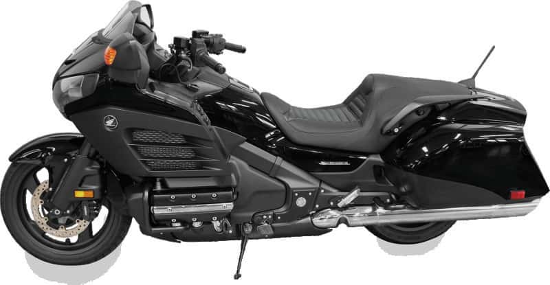 Mustang Motorcycle — Mustang 13-17 Honda Gold Wing F6B Touring Fastback 1PC Seat Tuck & Roll - Black - view 2