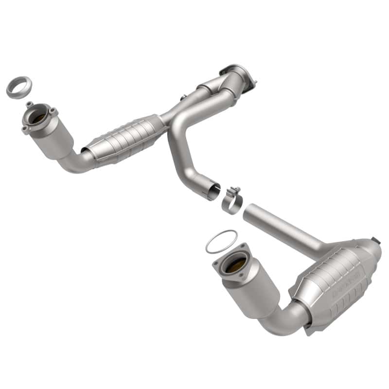 Magnaflow — MagnaFlow Conv DF 99-00 Chevy Pickups 4.3L
California - view 1