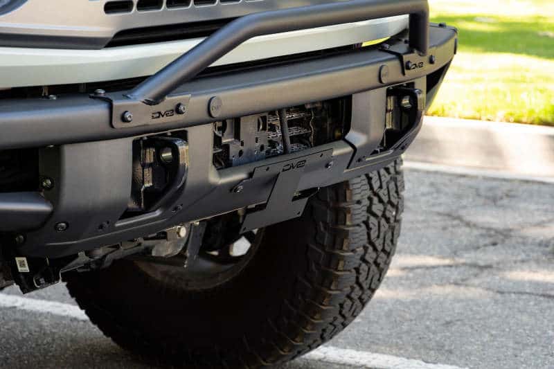 DV8 Offroad — DV8 Offroad 21-22 Ford Bronco Factory Front Bumper Licence Relocation Bracket - Front
License Bracket - view 9
