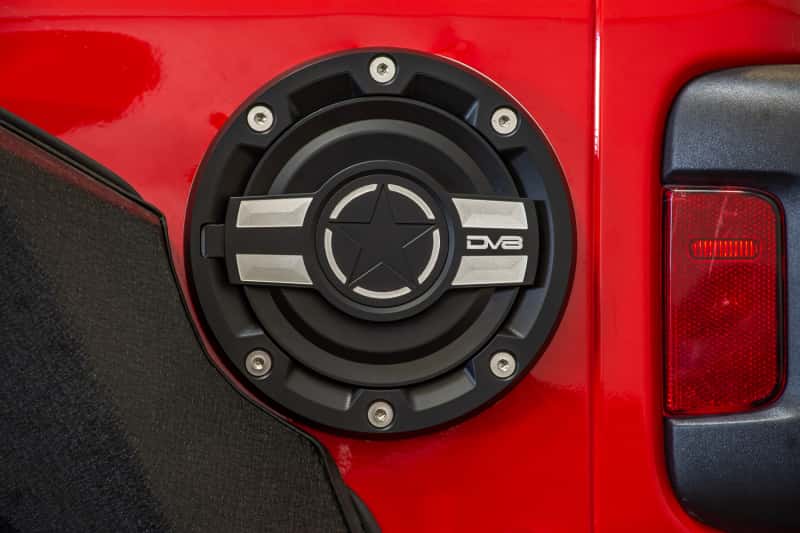DV8 Offroad — DV8 Offroad 2018+ Jeep JL Aluminum Fuel Door for 20-Pres Wrangler - view 7