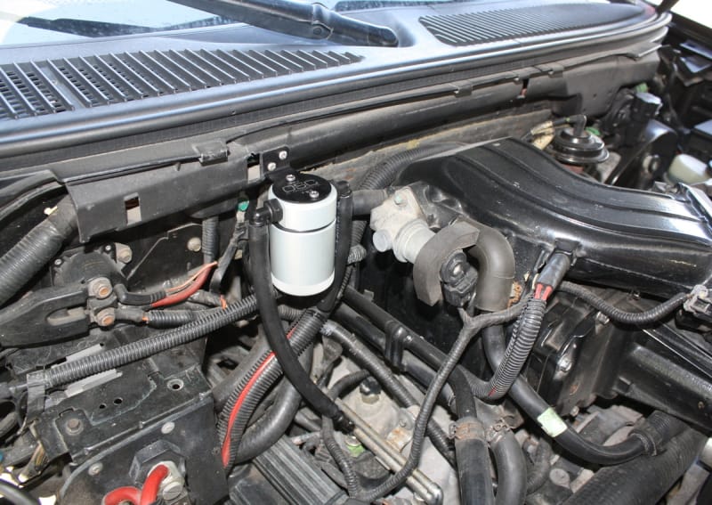 J&L — Oil Separator 3.0 Passenger Side