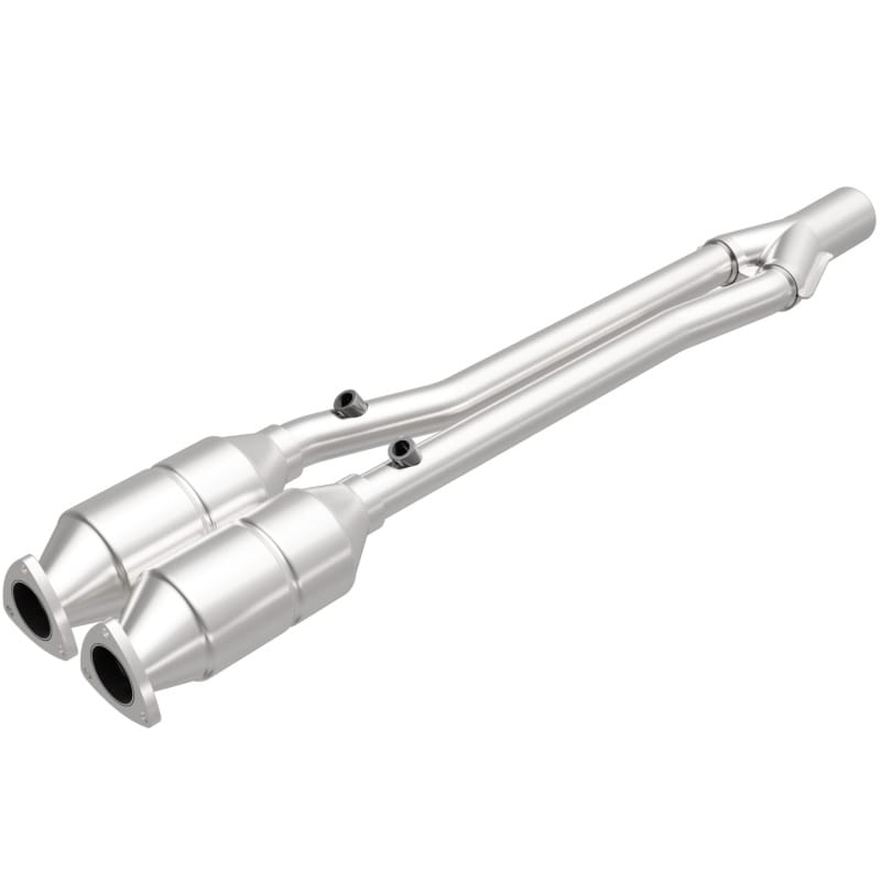 Magnaflow — OEM Grade Direct-Fit Catalytic Converter