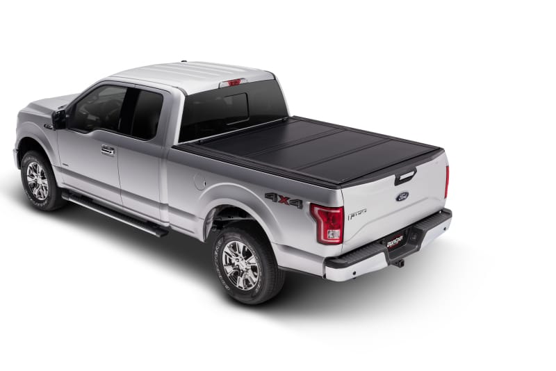 Undercover — UnderCover 15-20 Ford F-150 5.5ft Ultra Flex Bed Cover - Matte Black Finish