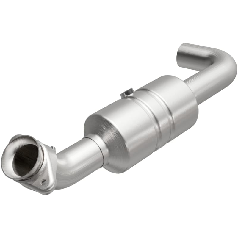 Magnaflow — OEM Grade Direct-Fit Catalytic Converter