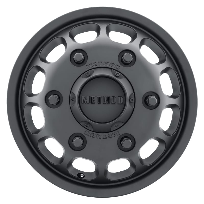 Method Wheels — Method MR901 - FRONT 16x5.5 +117mm Offset 6x205 161.04mm CB Matte Black Wheel