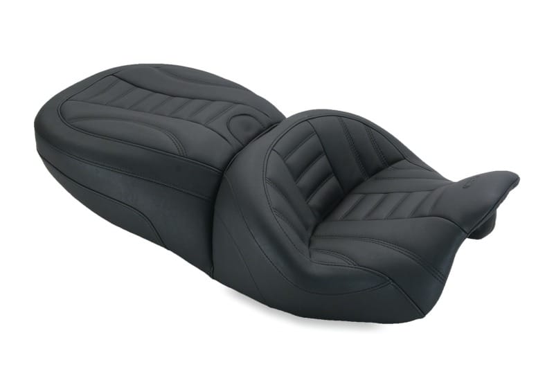 Mustang Motorcycle — Mustang 15-21 Harley Freewheeler Standard Touring Deluxe 1PC Seat - Black