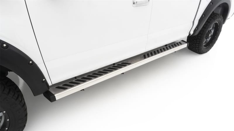 LUND — Summit Ridge 2.0 Running Board Kit
Summit Ridge 2.0 Stainless
