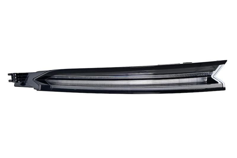 Hella — HELLA Tail Light Assembly 015386581