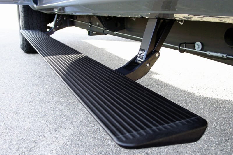 AMP Research — PowerStep Elect Rng Brd - 02-06 Escalade, 01-06 Avalanche, 00-06 Tahoe/Srbn/Ykn
PowerStep™