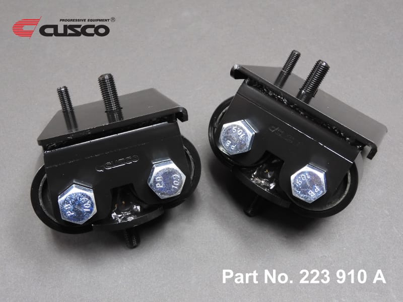 Cusco — Cusco Nissan 240SX/Silvia (S13/S14/S15) OEM Shape (HD Rubber) Engine Mount Set (2 pcs)
Cusco Motor Mounts S13-S14-S15 240SX