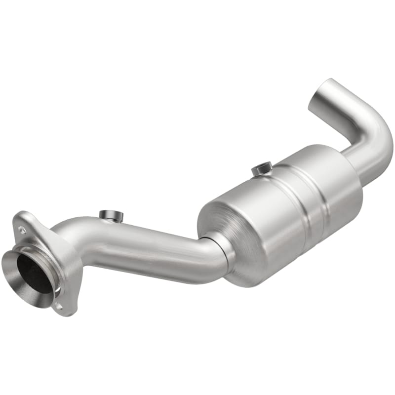 Magnaflow — OEM Grade Direct-Fit Catalytic Converter