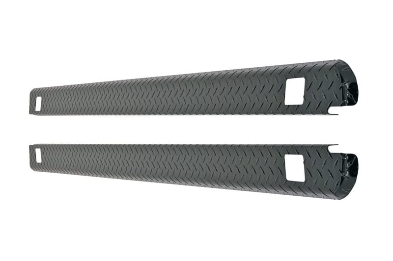 Dee Zee — Black-Tread Wrap Side Bed Caps