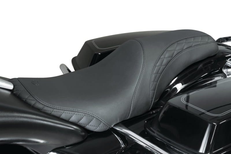 Mustang Motorcycle — Mustang 08-21 Harley Electra Glide,Rd Glide,Rd King Tripper Fastback 1PC Seat w/Diam Stitch - Black