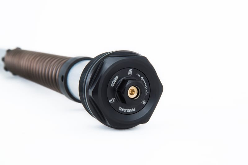 Ohlins — Ohlins 18-22 Harley Softail (Showa) NIX 22 Cartridge Kit (Incl. Springs 08444-90 / 10 / 11)