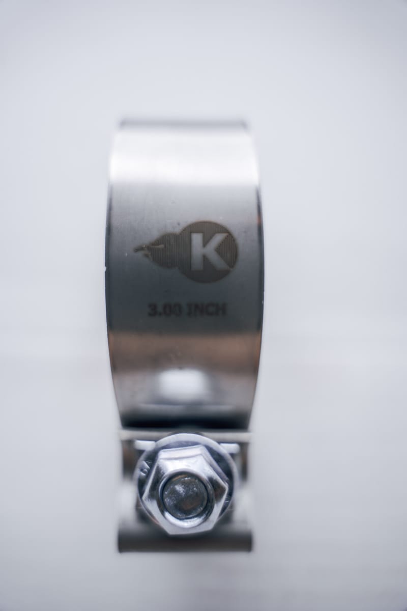 Kooks Headers — 3in. Stainless Steel Band Clamp for Notched Slip Joint Connections.
3" Stainless Steel Band Clamp for Notched Slip Joint Connections.
