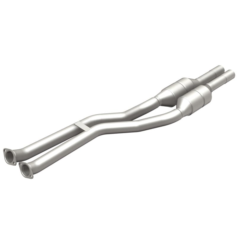 Magnaflow — OEM Grade Direct-Fit Catalytic Converter