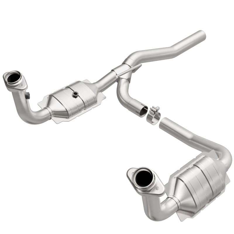 Magnaflow — OEM Grade Direct-Fit Catalytic Converter