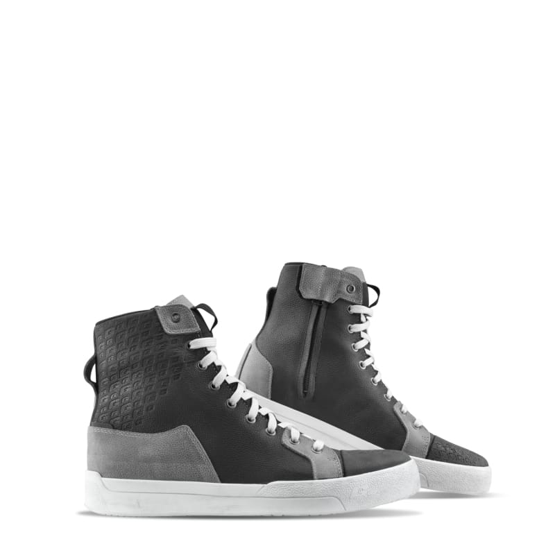 Gaerne — Gaerne G.Letur Aquatech Boot Black/Grey Size - 5.5
