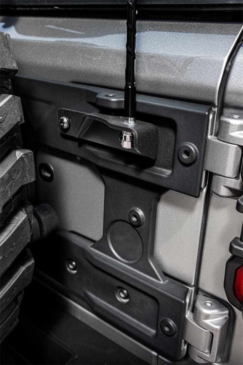 Rugged Ridge — CB Antenna Mounting Bracket
ANTENNAS-OMIX
