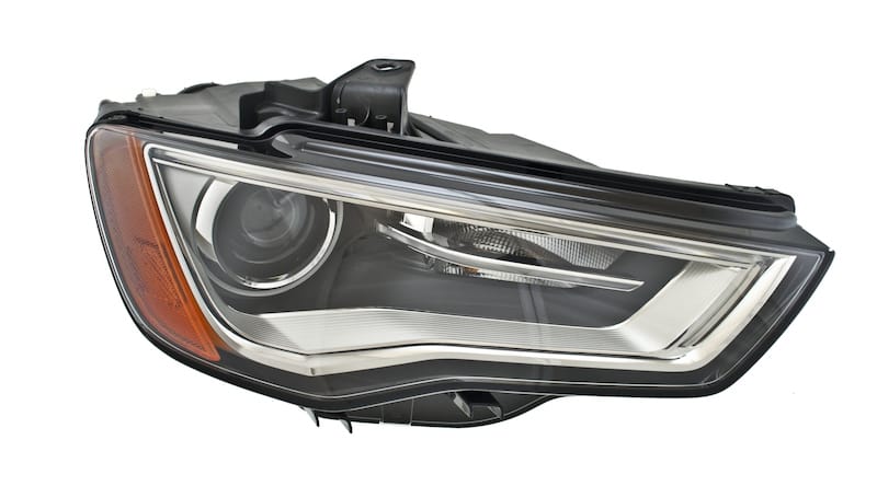 Hella — HELLA Headlight Assembly 010740361
HLMP RH SAE BIXEN AUDI A3 S3 15 -
HELLA Headlight 010740361