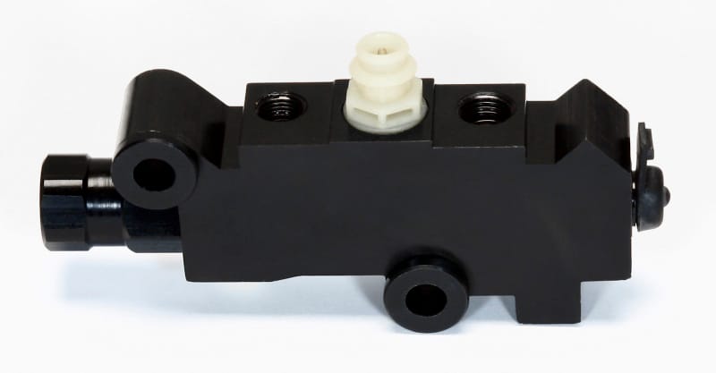 Wilwood — Wilwood Proportioning Valve - GM Style Fixed w/ Delay (Metering Valve)
VALVE,COMBO