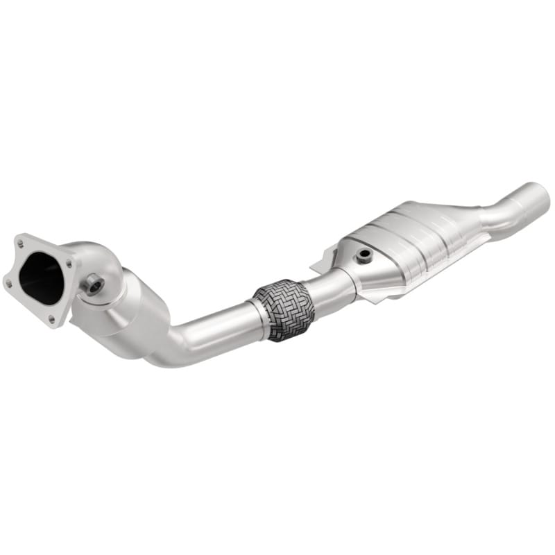 Magnaflow — OEM Grade Direct-Fit Catalytic Converter