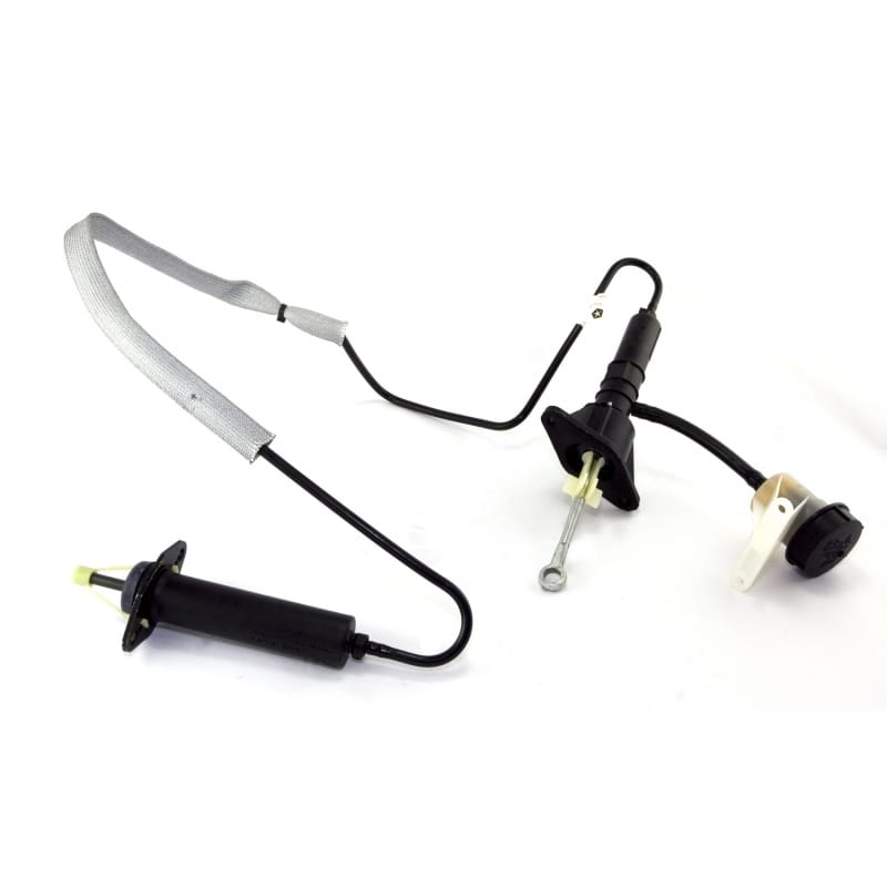 OMIX — Clutch Master And Slave Cylinder Kit