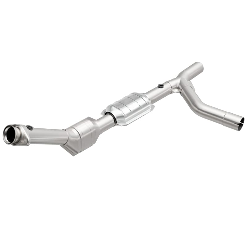 Magnaflow — OEM Grade Direct-Fit Catalytic Converter
