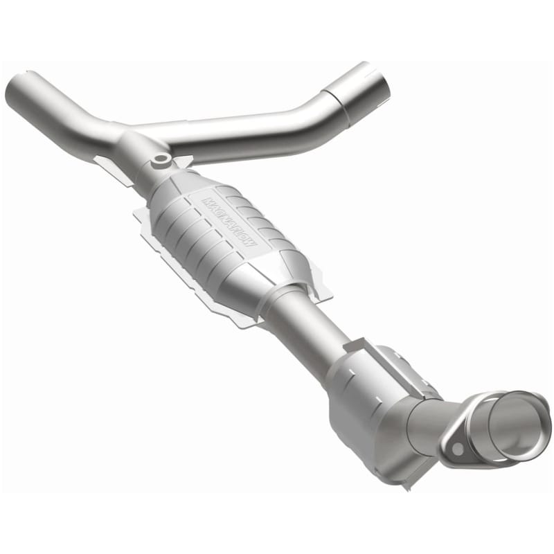 Magnaflow — HM Grade Direct-Fit Catalytic Converter