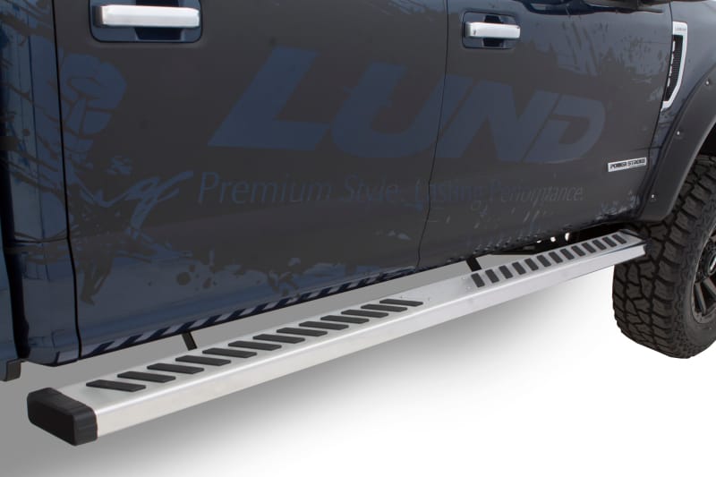 LUND — Summit Ridge 2.0 Running Board Kit
Summit Ridge 2.0 Stainless