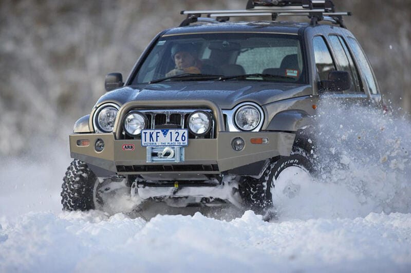 ARB — ARB Combar 02-05 Jeep Cherokee KJ
Winch Bumper