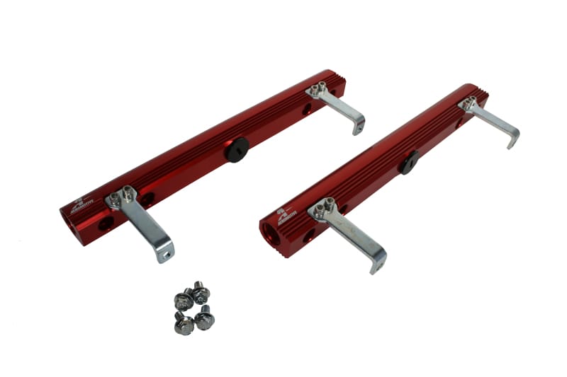 Aeromotive — Edelbrock SBC Victor "E" Fuel Rail Kit