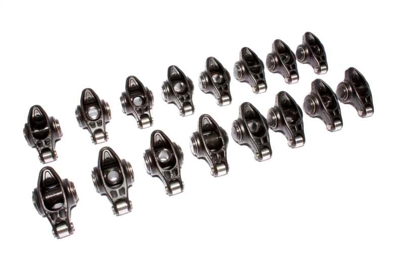 COMP Cams — Ultra Pro Magnum Rocker Arm Set w/ 1.6 Ratio for Chevrolet SBC w/ 3/8" Stud