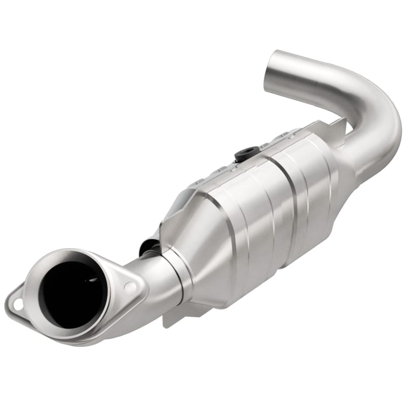Magnaflow — OEM Grade Direct-Fit Catalytic Converter