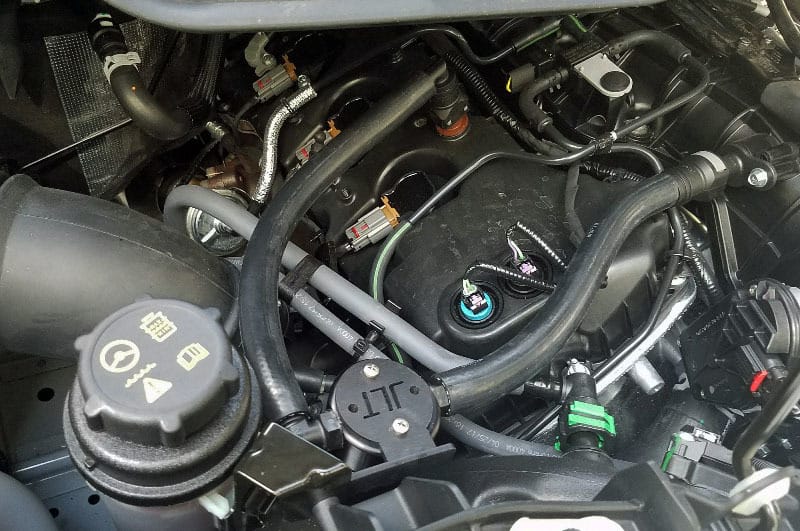 J&L — Oil Separator 3.0 Passenger Side